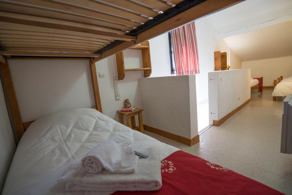 Village De Vacances Les Flocons Verts เลการ์รอซ-ดาราช ภายนอก รูปภาพ